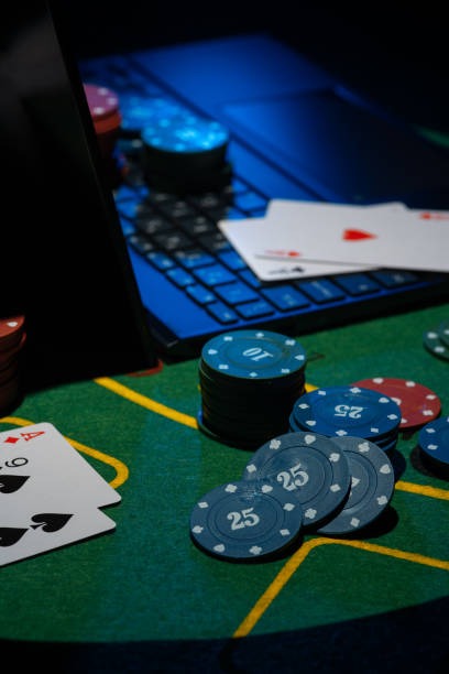 Live blackjack table displayed on mobile phone screen